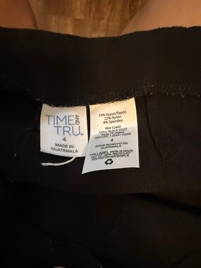 Time and Tru Black Pencil Skirt